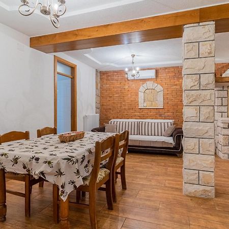 Apartment Jurasic Orlec ภายนอก รูปภาพ
