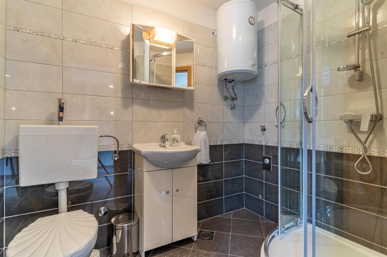 Apartment Jurasic Orlec ภายนอก รูปภาพ
