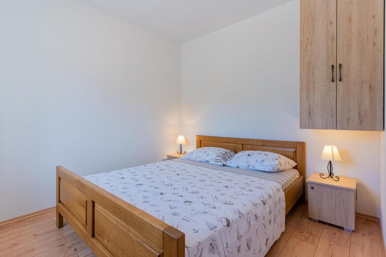 Apartment Jurasic Orlec ภายนอก รูปภาพ