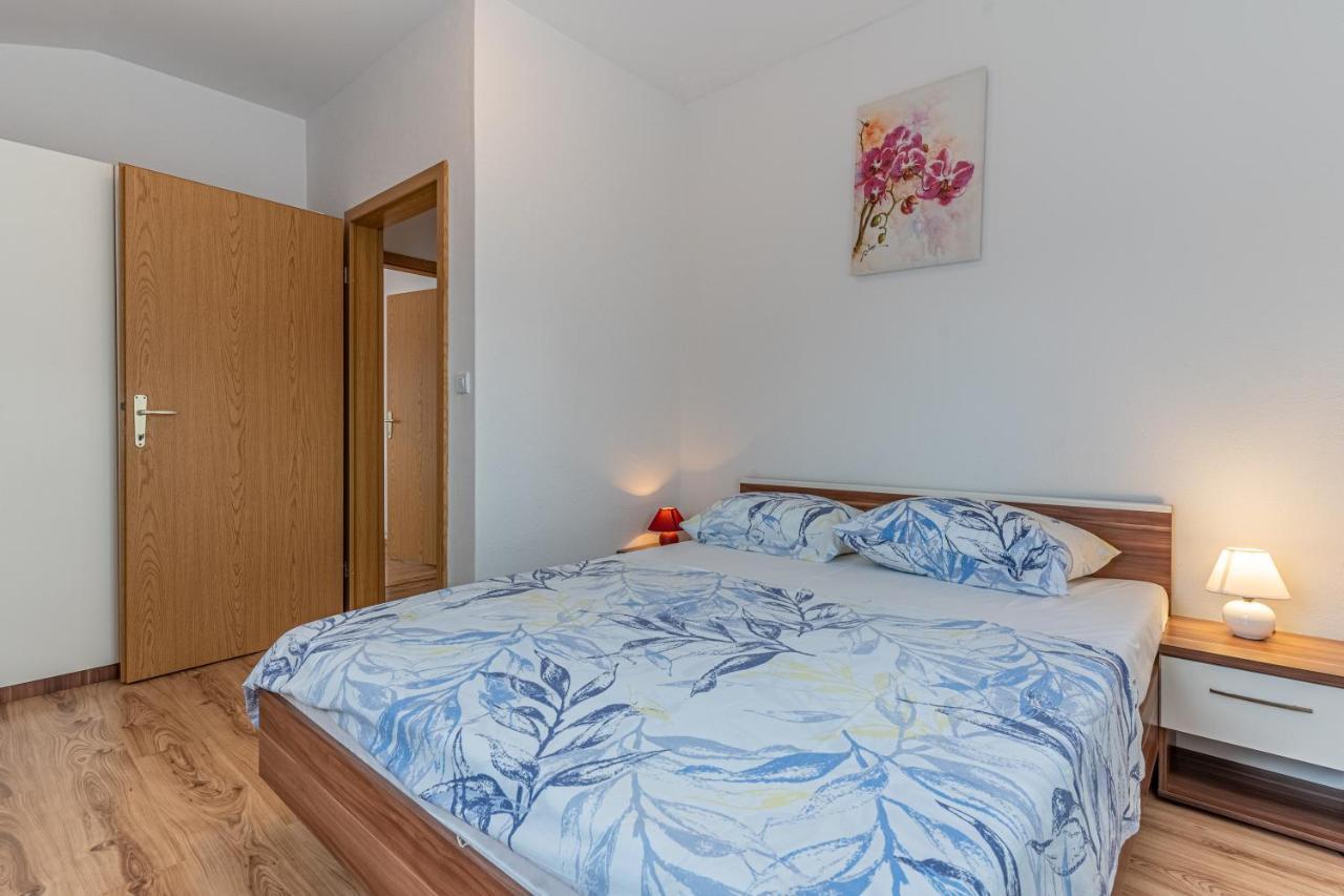 Apartment Jurasic Orlec ภายนอก รูปภาพ
